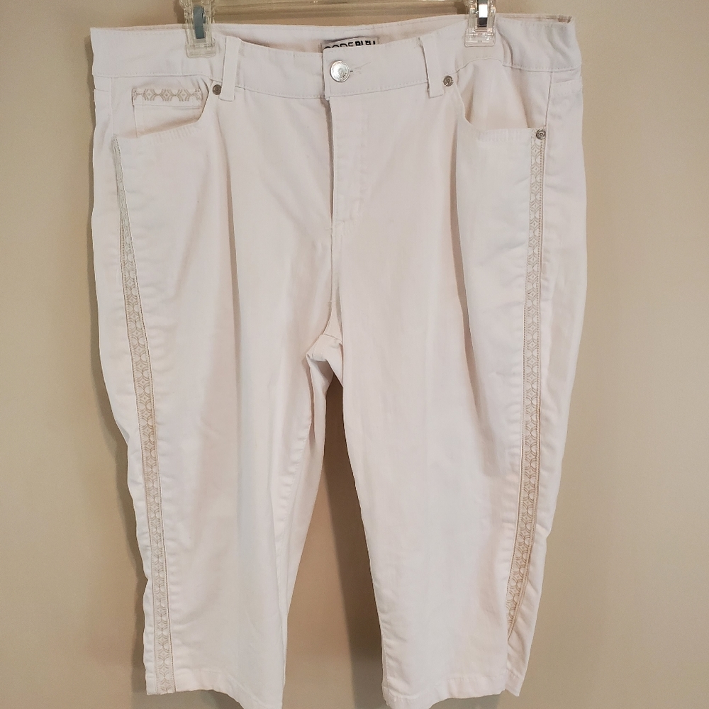 ➕ Code Bleu Denim Capris